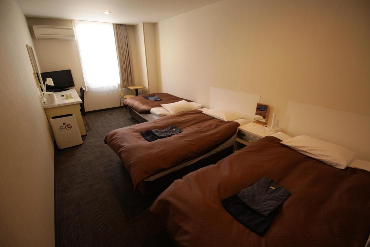 Takamatsu Century Hotel Екстер'єр фото