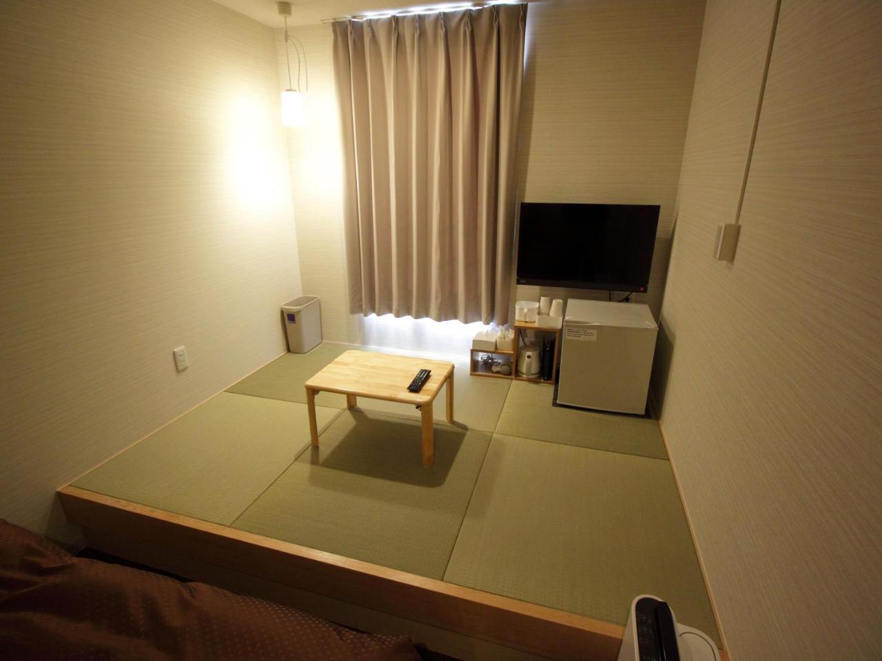 Takamatsu Century Hotel Екстер'єр фото